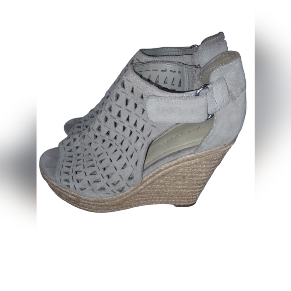 Marc Fisher Leather Suede Laser Cut Espadrille Wedge Open Toe Sandals si… - Picture 1 of 10